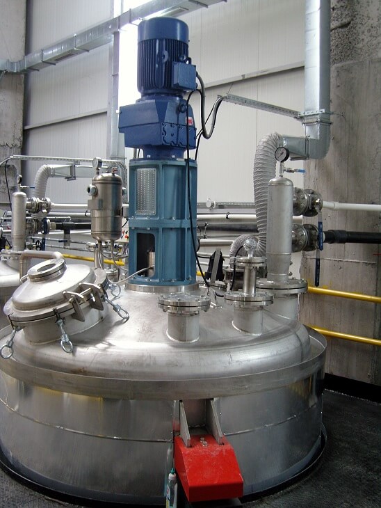 Urea Formaldehyde Production Facility I Team Engineering